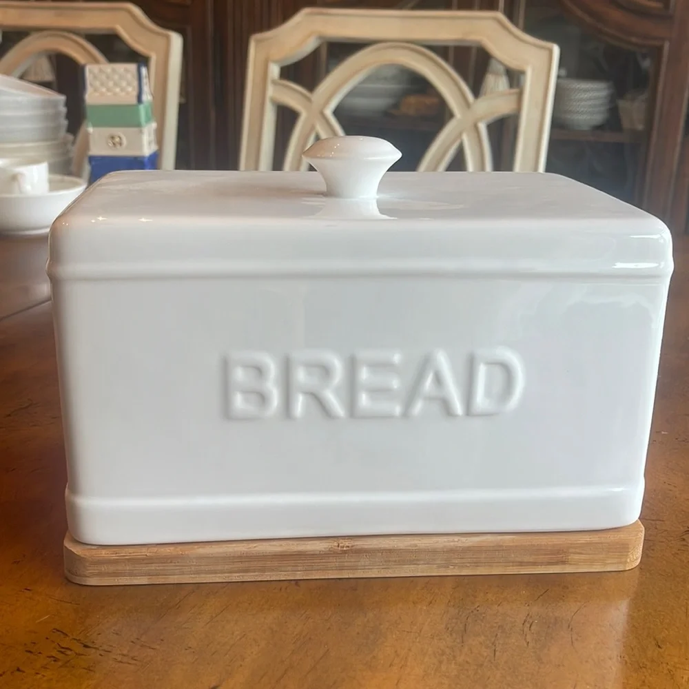 NWOT Anthropologie Bread Bin